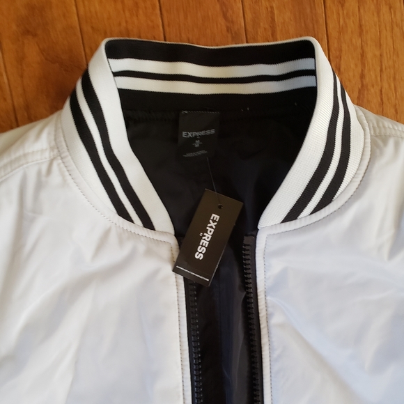 Reversible jacket - Picture 2 of 4